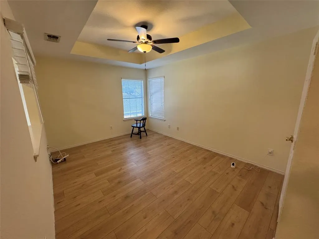 2308 London Drive