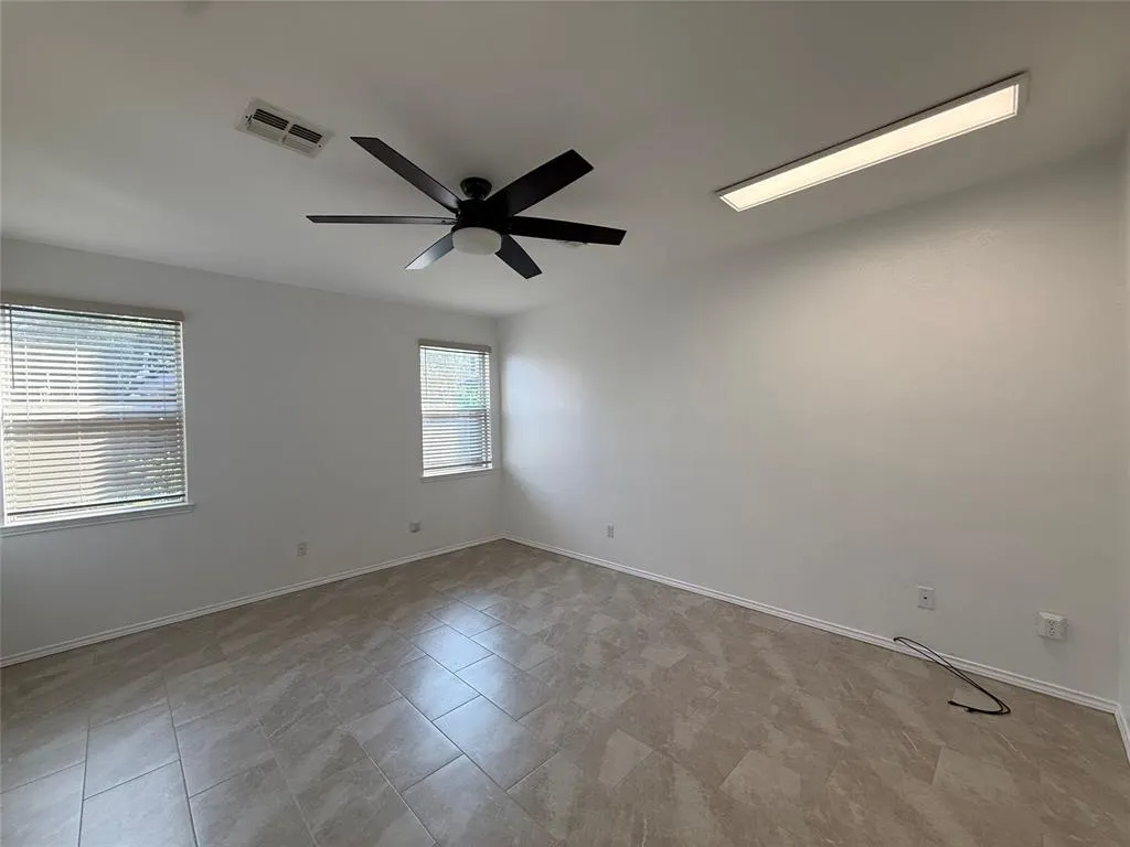 3312 Paradise Valley