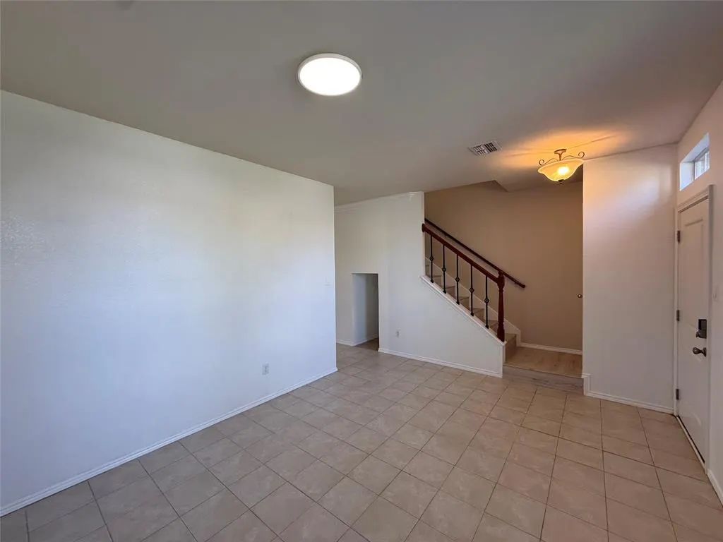 3312 Paradise Valley