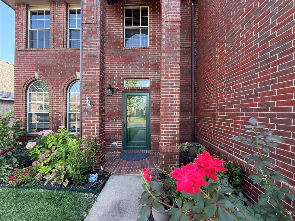 3312 Paradise Valley