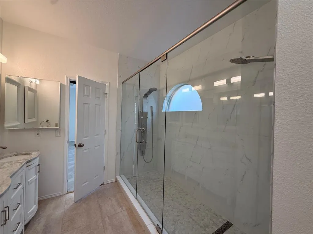 3312 Paradise Valley