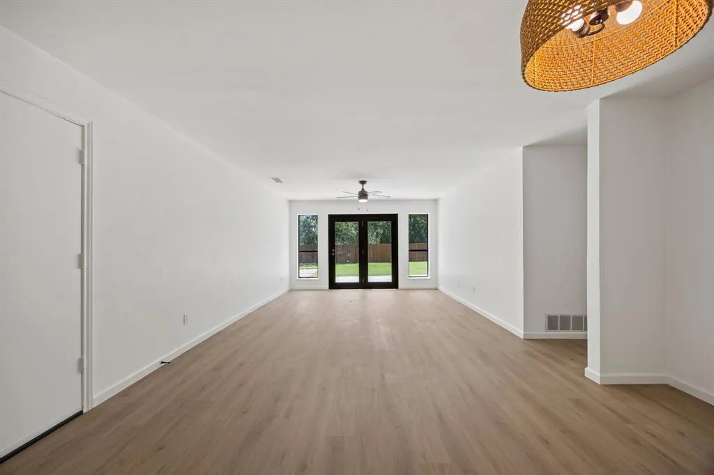 3205 Bandolino Lane