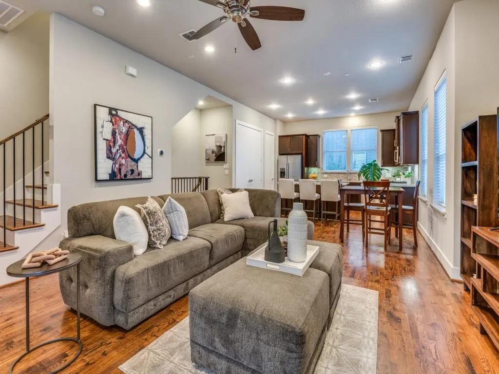 4211 Rawlins Street, #97
