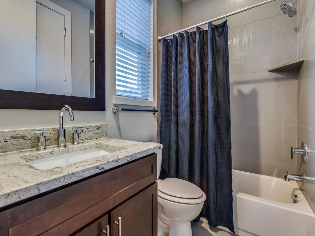4211 Rawlins Street, #97