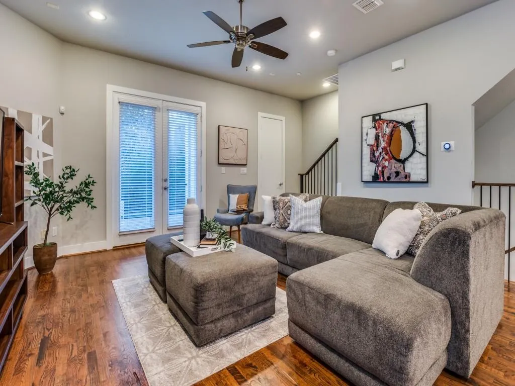 4211 Rawlins Street, #97