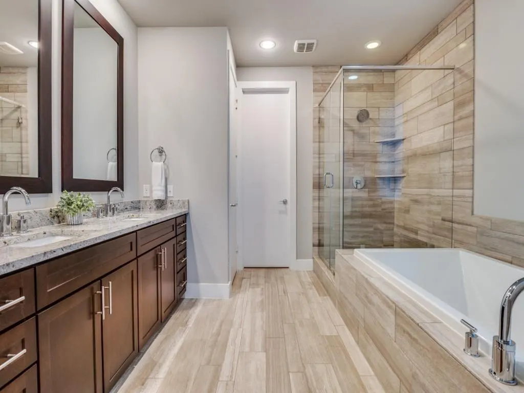 4211 Rawlins Street, #97