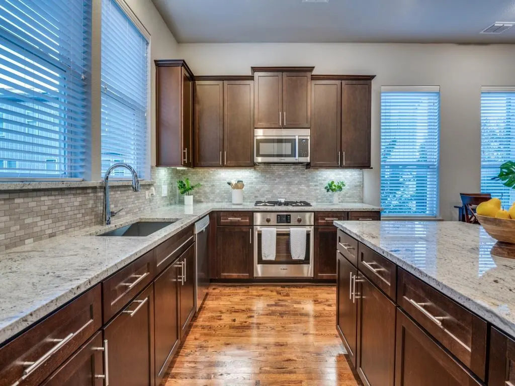 4211 Rawlins Street, #97