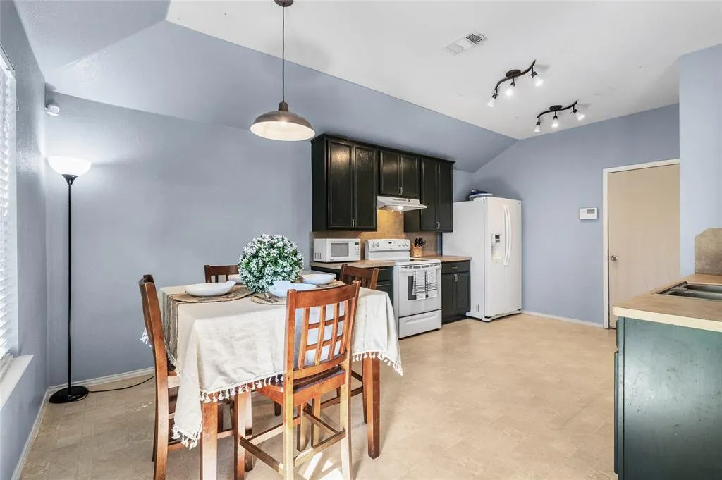 2113 Penton Linns Drive