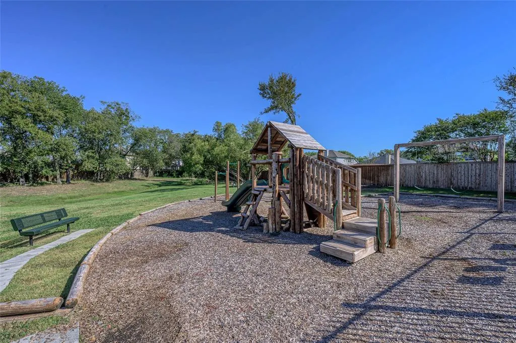 2113 Penton Linns Drive
