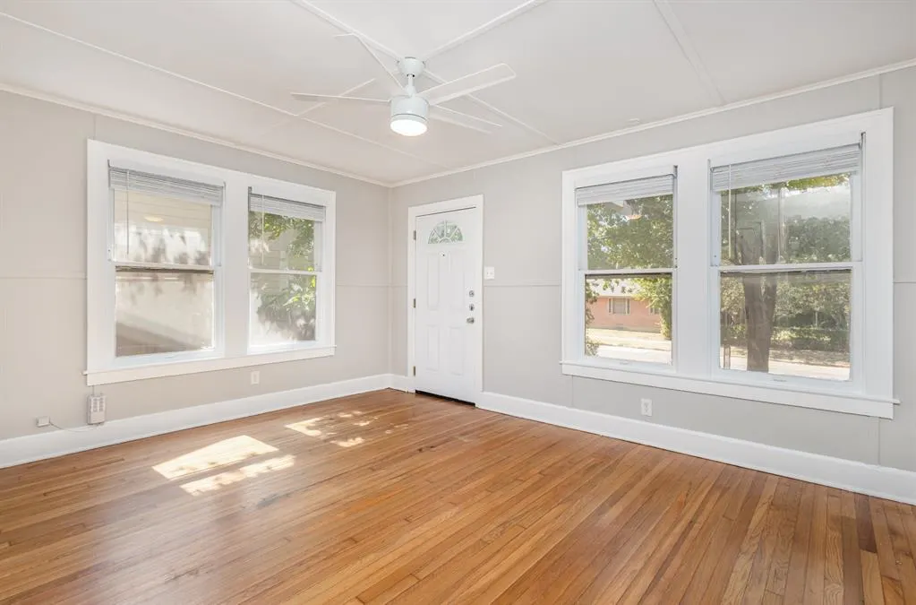 2112 Mcmillan Avenue, #A