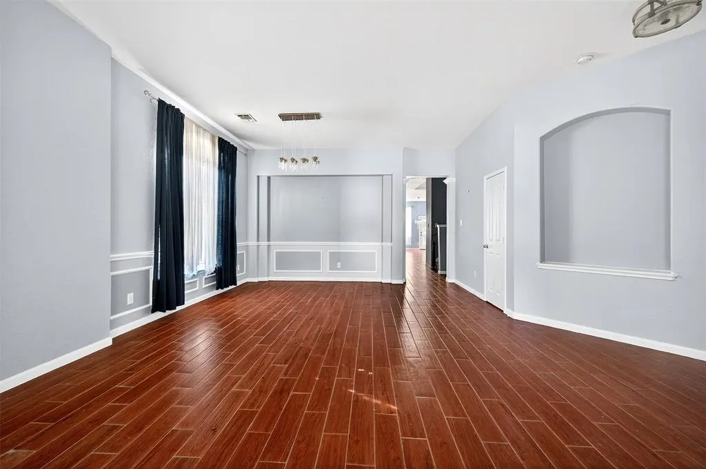 5101 Stonecrest Drive