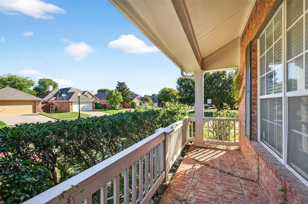 5101 Stonecrest Drive