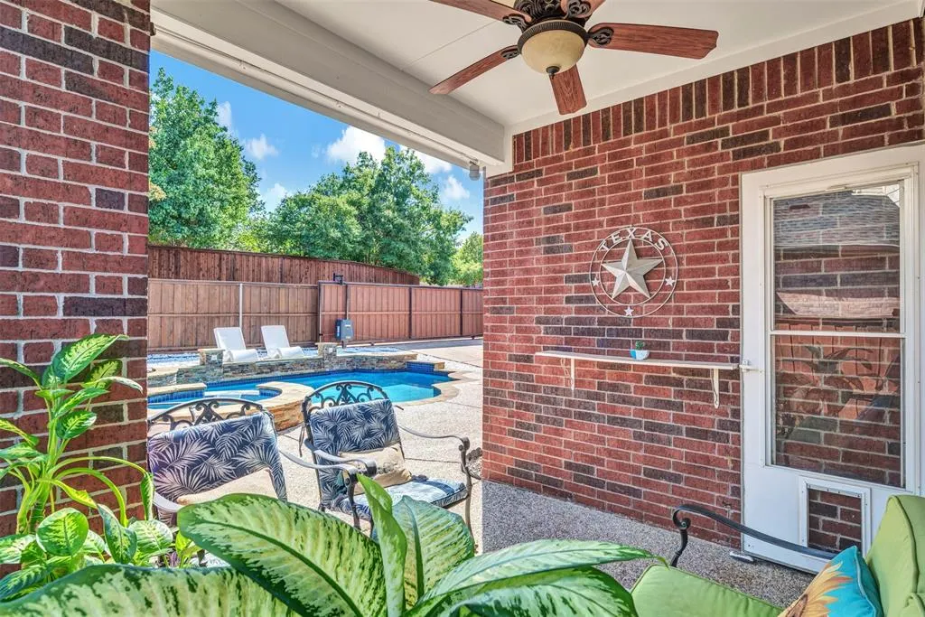 5804 Midnight Moon Drive