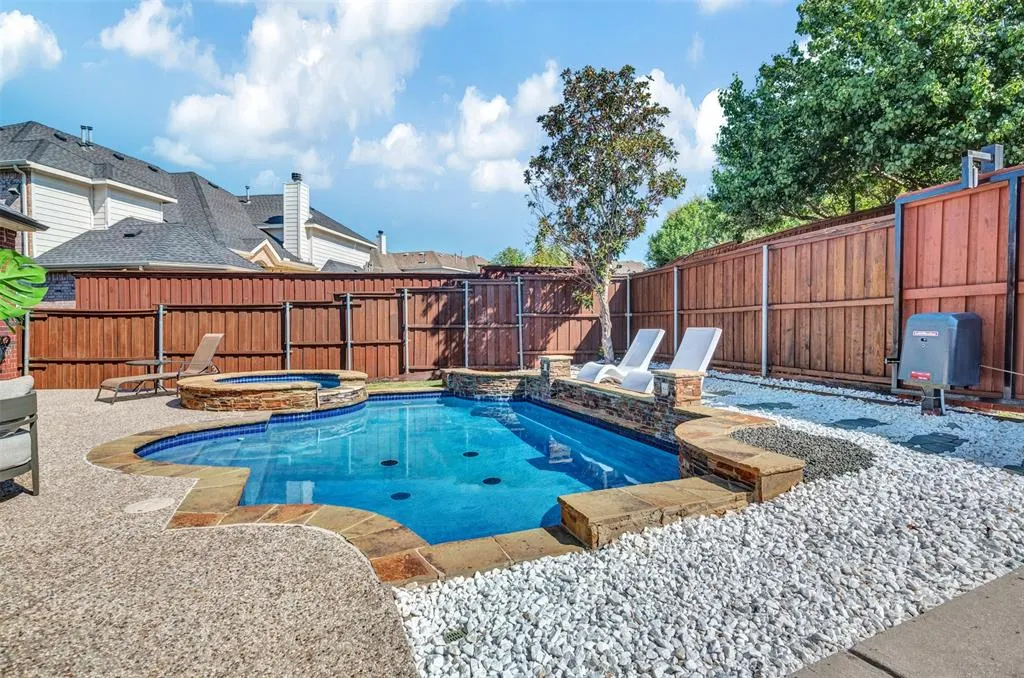 5804 Midnight Moon Drive