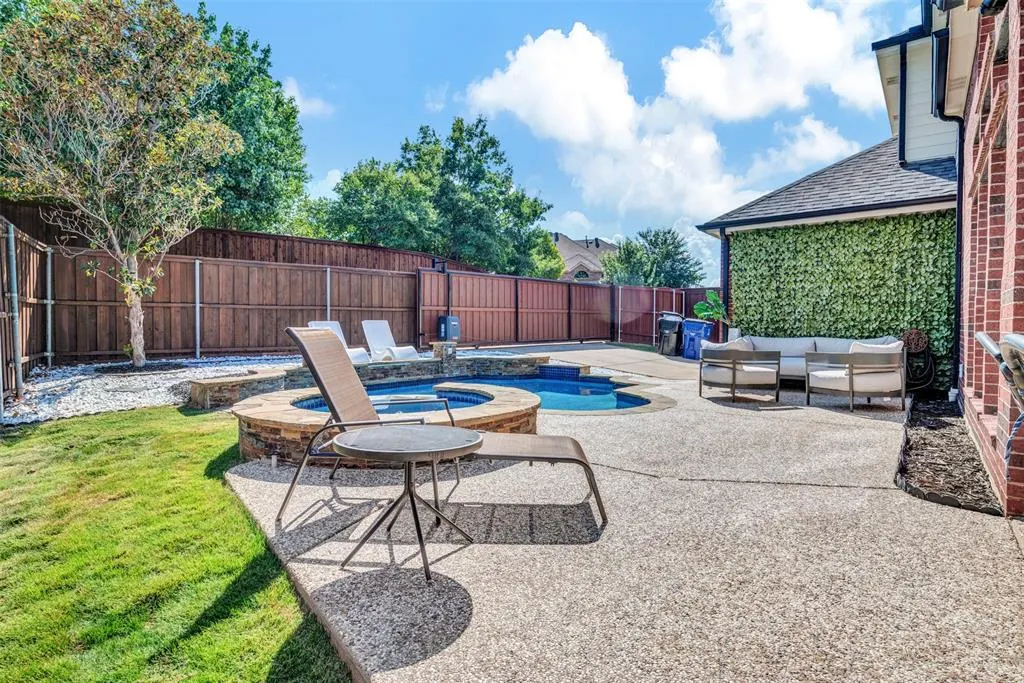5804 Midnight Moon Drive