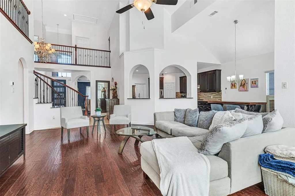 5804 Midnight Moon Drive