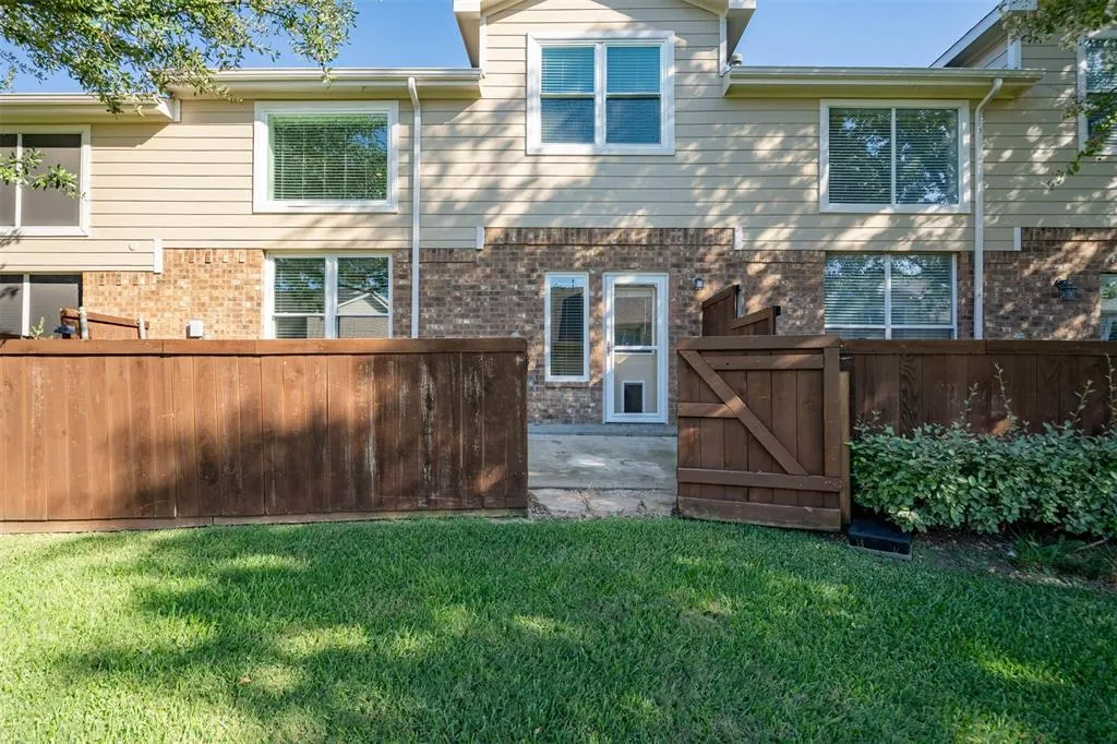 3233 Parma Lane