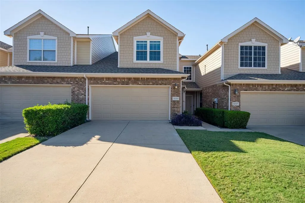 3233 Parma Lane
