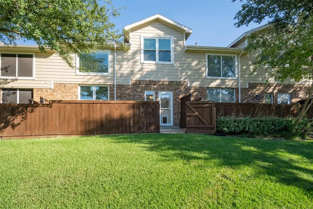 3233 Parma Lane
