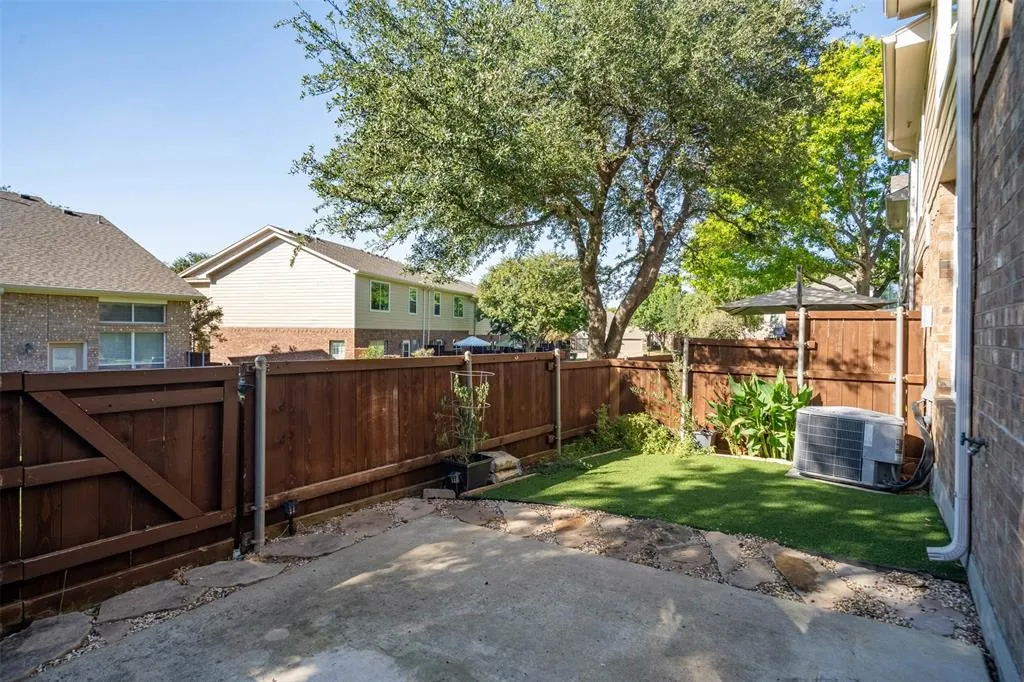 3233 Parma Lane