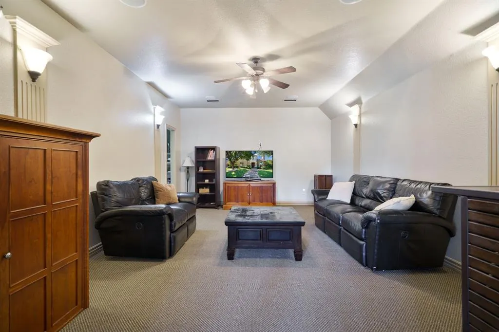 2429 Dillon Drive