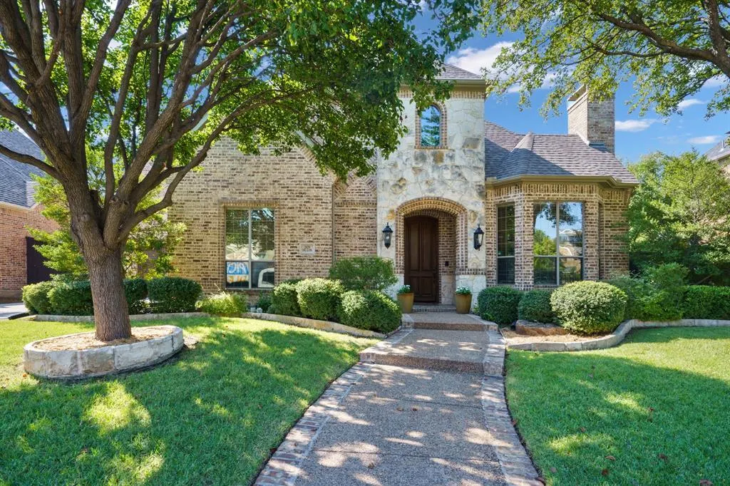 2429 Dillon Drive
