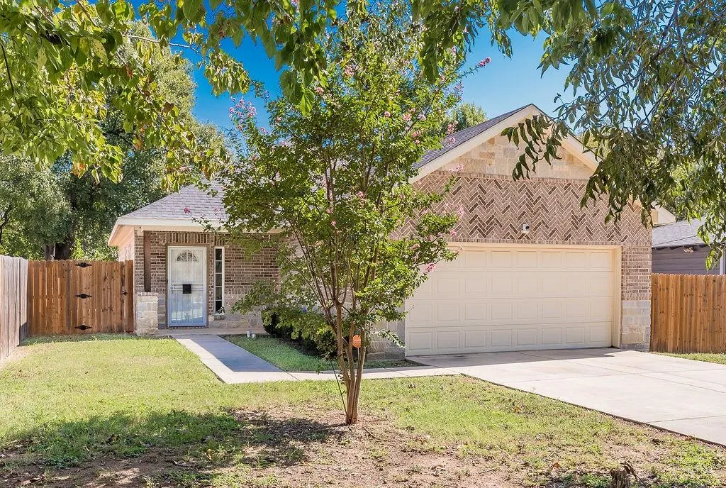 4838 E Frio Drive