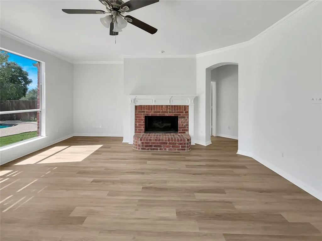 8801 Falcon Crest Drive