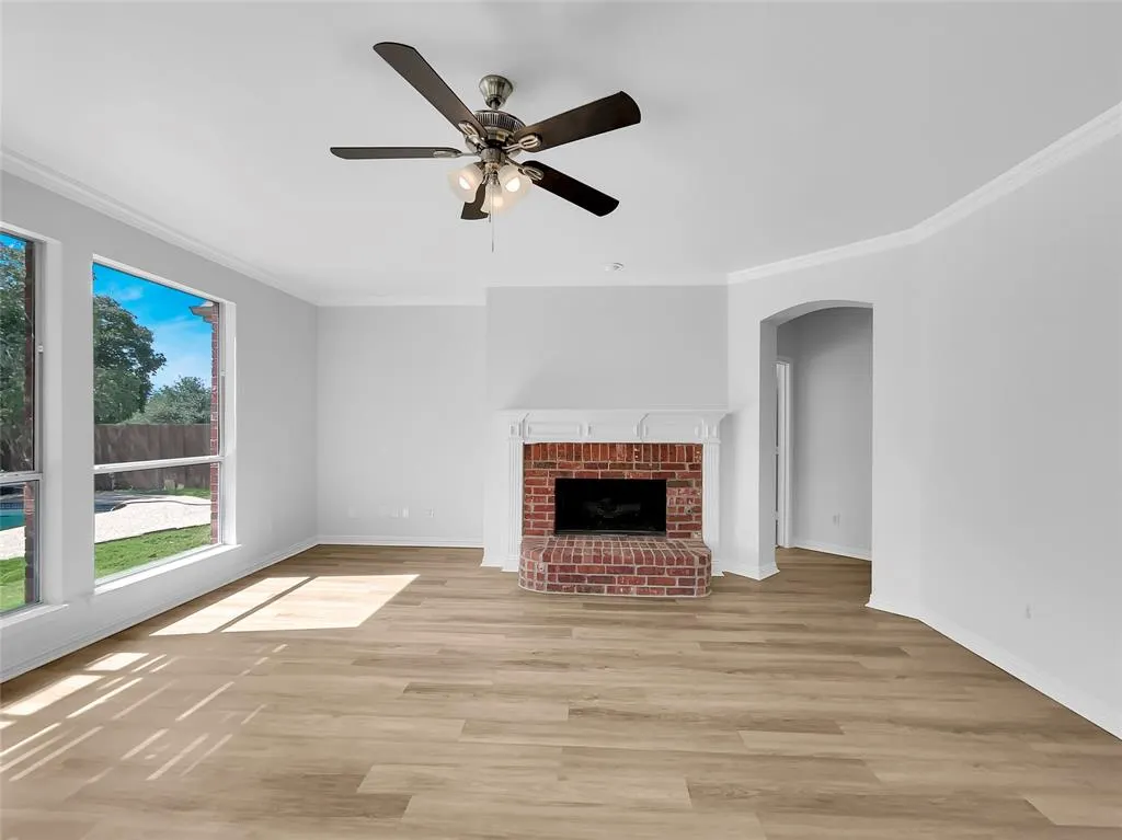 8801 Falcon Crest Drive