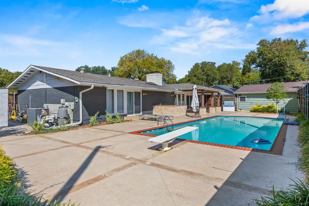 11608 Sonnet Drive