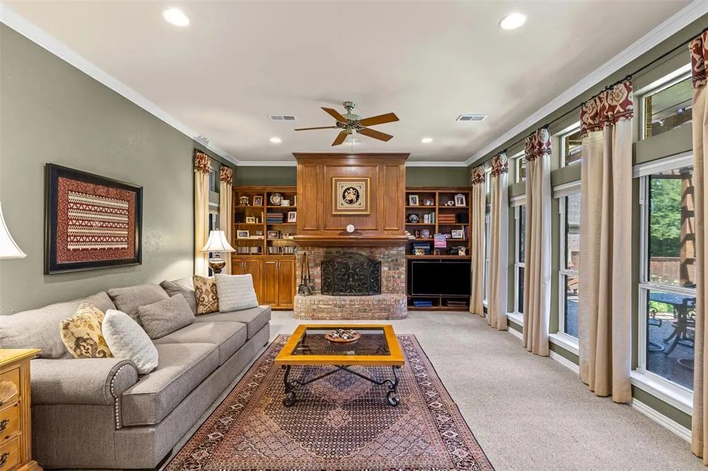 500 Broad Leaf Lane