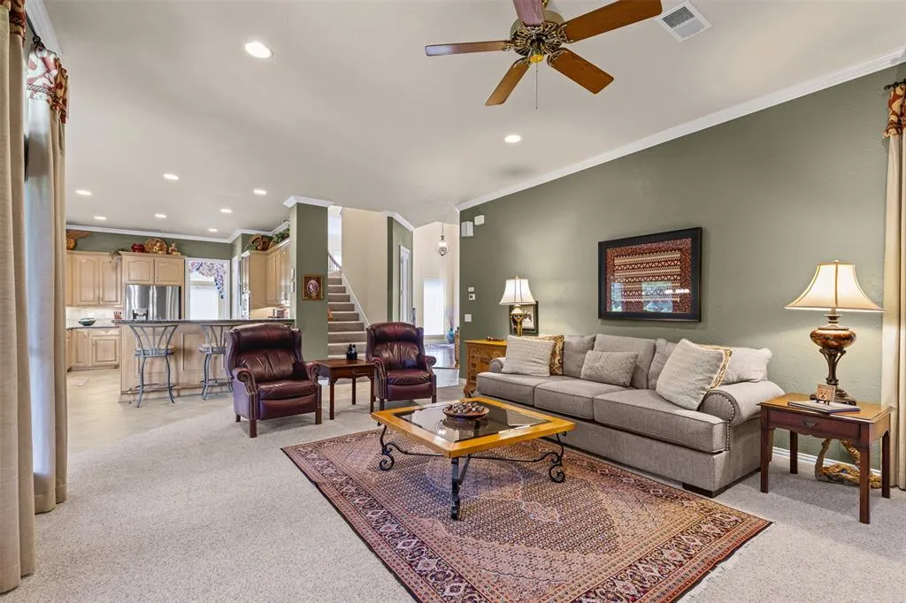 500 Broad Leaf Lane