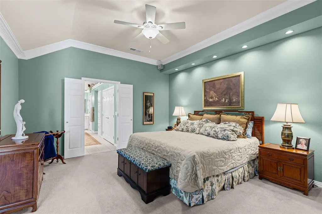 500 Broad Leaf Lane