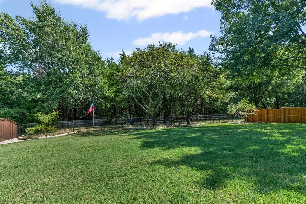 500 Broad Leaf Lane