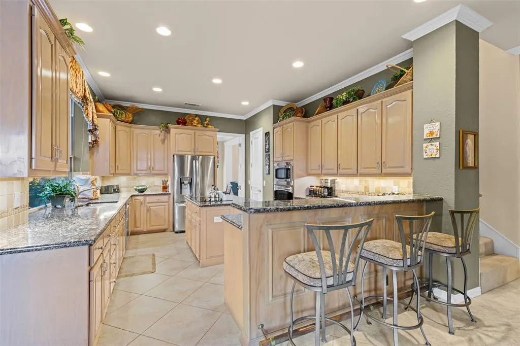 500 Broad Leaf Lane