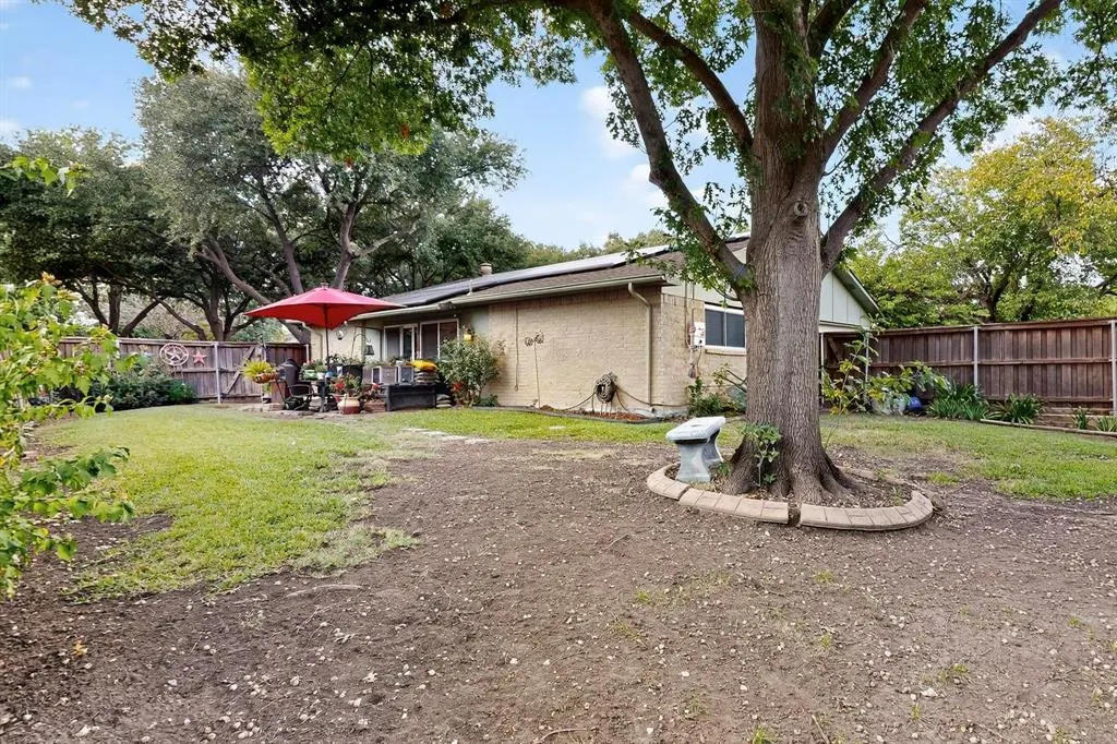 3904 Villa Downs Drive