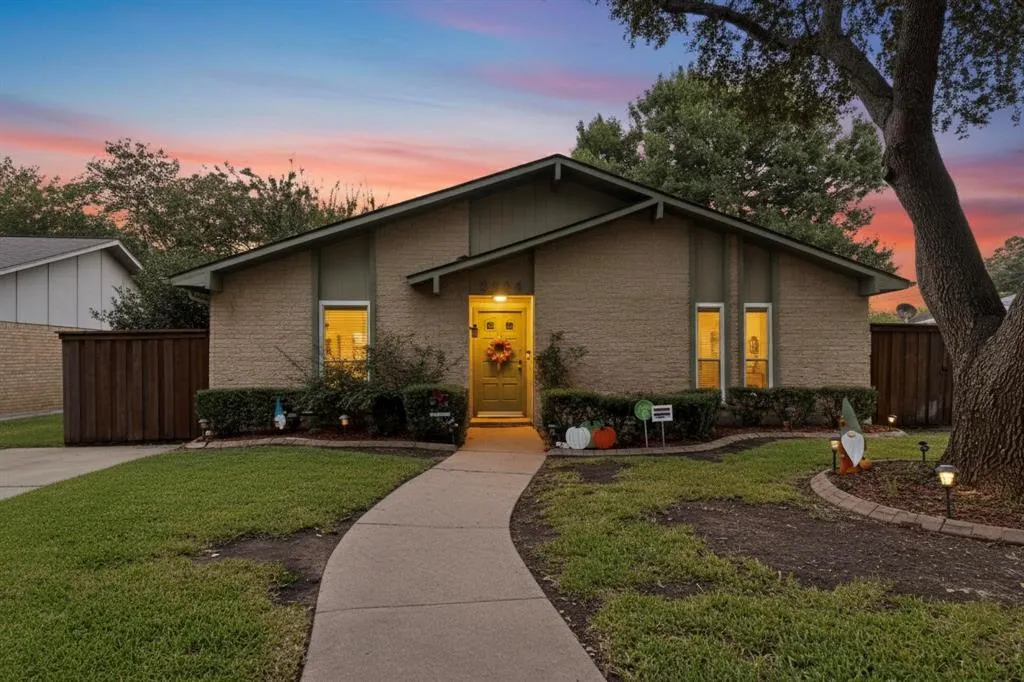 3904 Villa Downs Drive