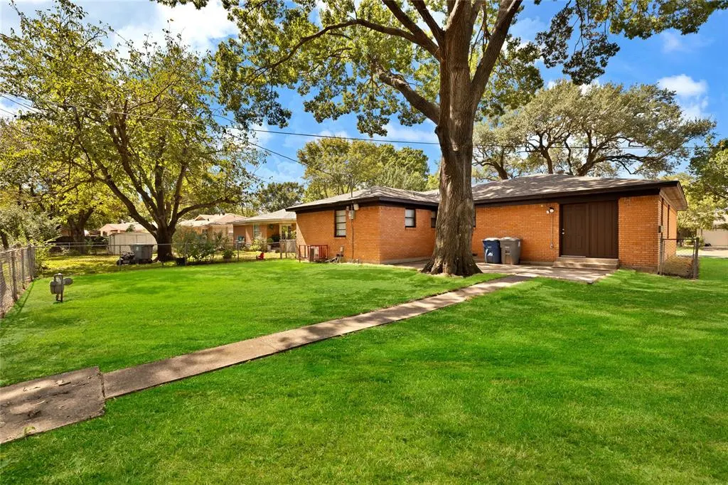 6468 Seco Boulevard