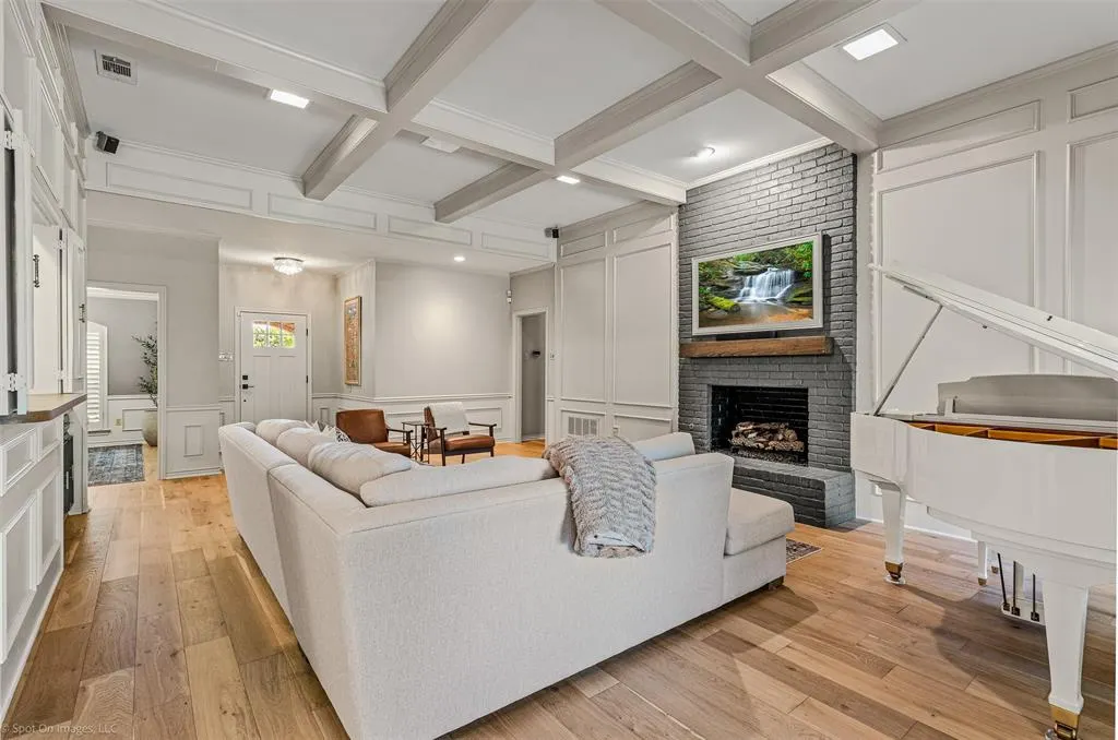 6415 Windsong Drive