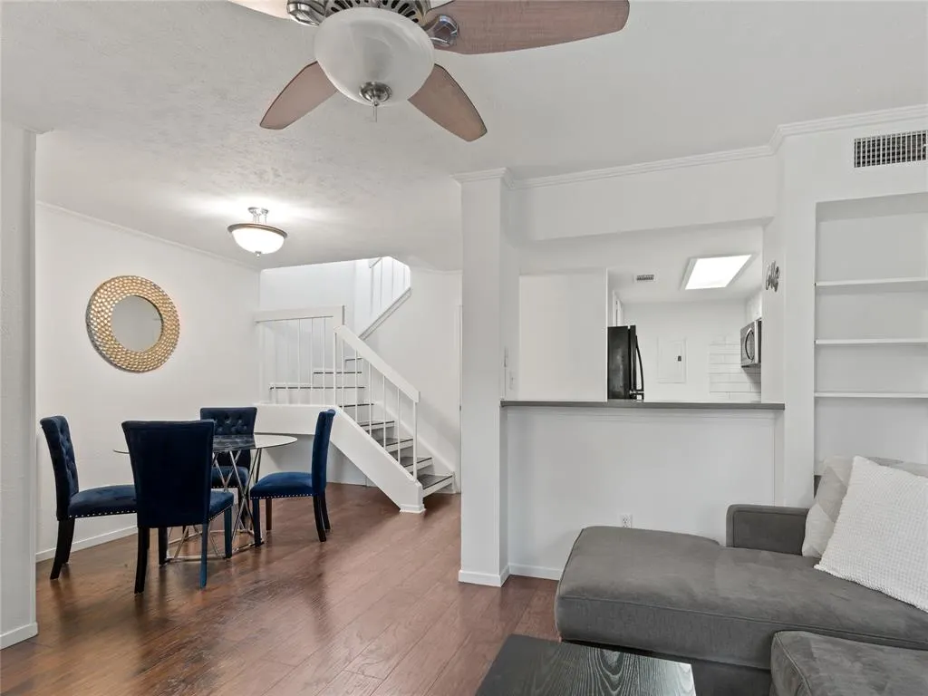 5757 Martel Avenue, #B11