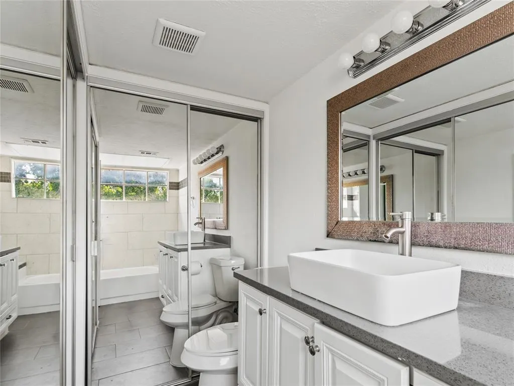 5757 Martel Avenue, #B11