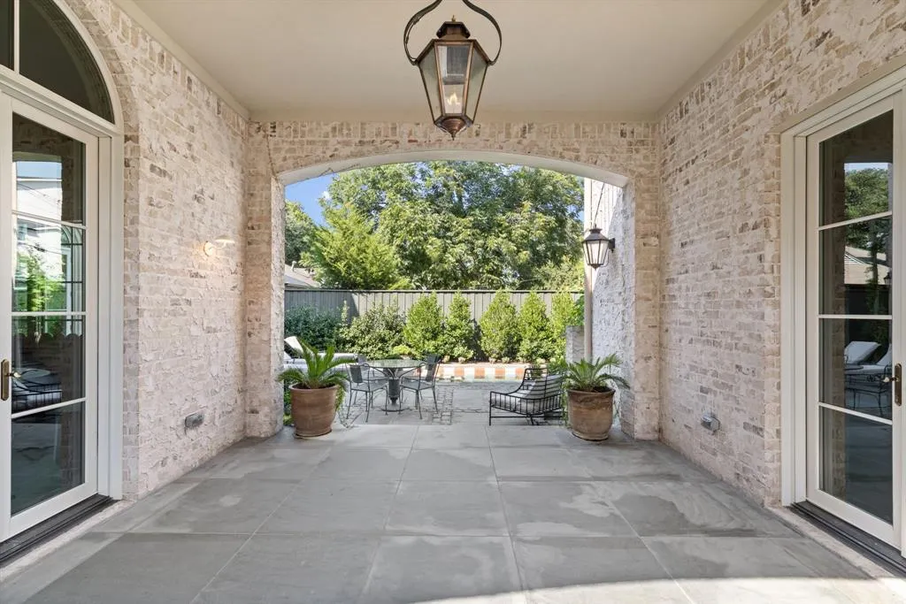 7214 Robin Road