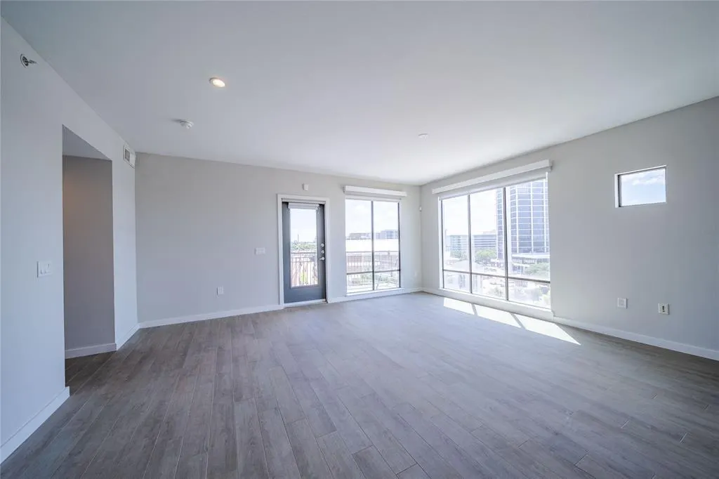 5609 SMU Boulevard, #501