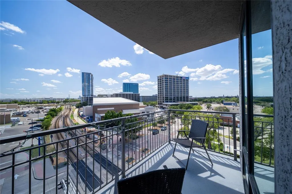 5609 SMU Boulevard, #501