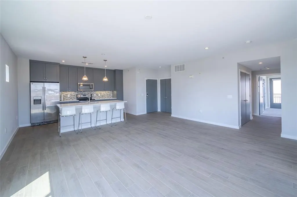 5609 SMU Boulevard, #501