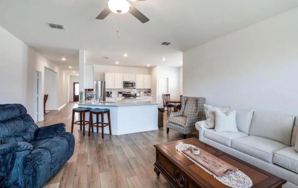 8424 Gray Squirrel Lane
