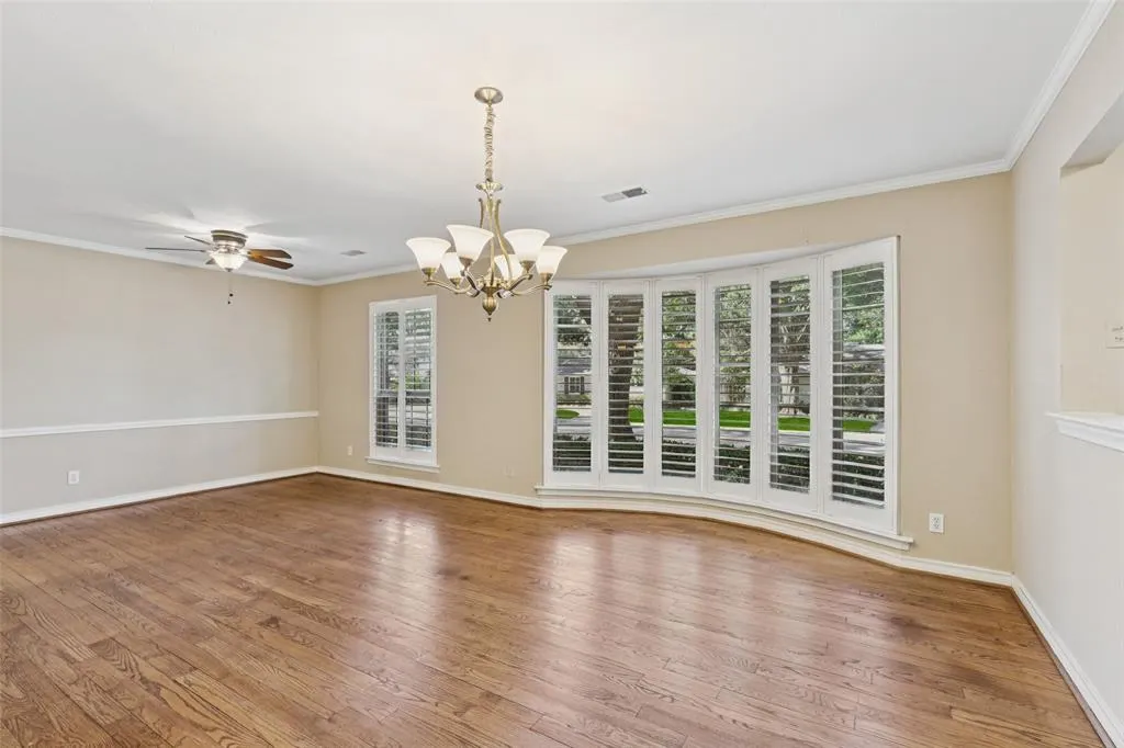 6158 Chesley Lane