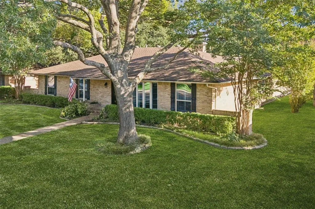 6158 Chesley Lane