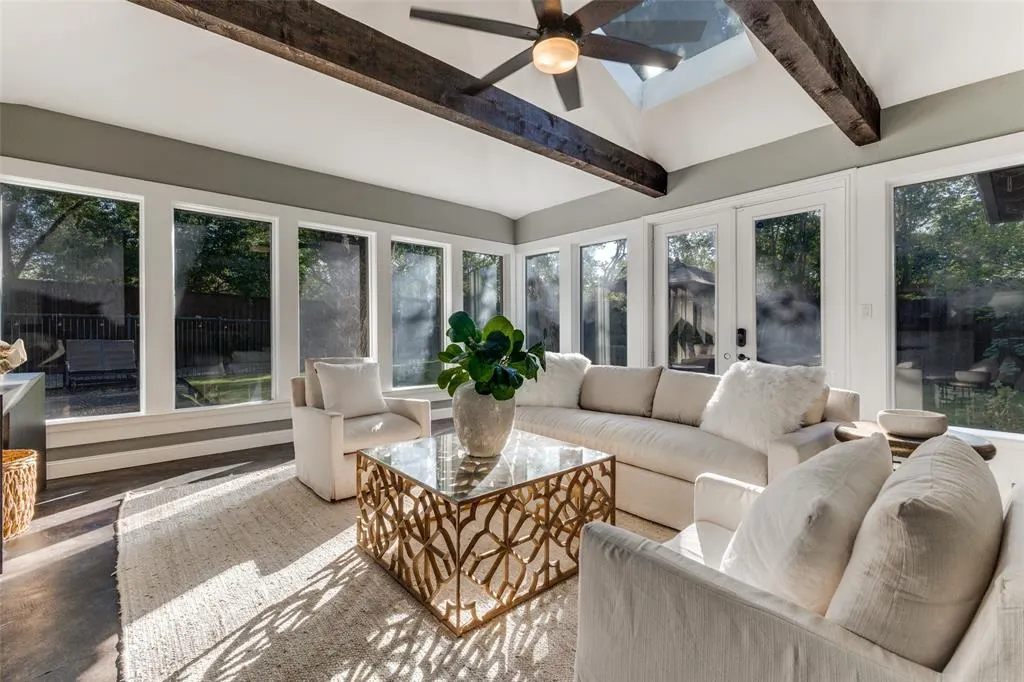 3778 Shorecrest Drive