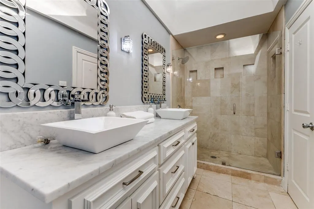 3778 Shorecrest Drive